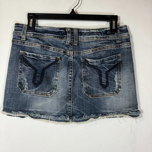 Vigoss Collection Denim Mini Skirt Dark Wash 3/4 27 Juniors Raw Hem Distressed - Picture 6 of 9